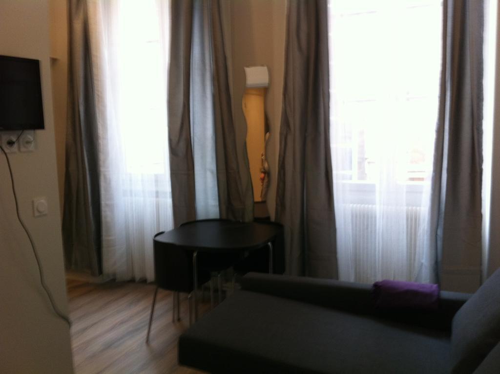 Appartements Place Bellecour Ліон Номер фото